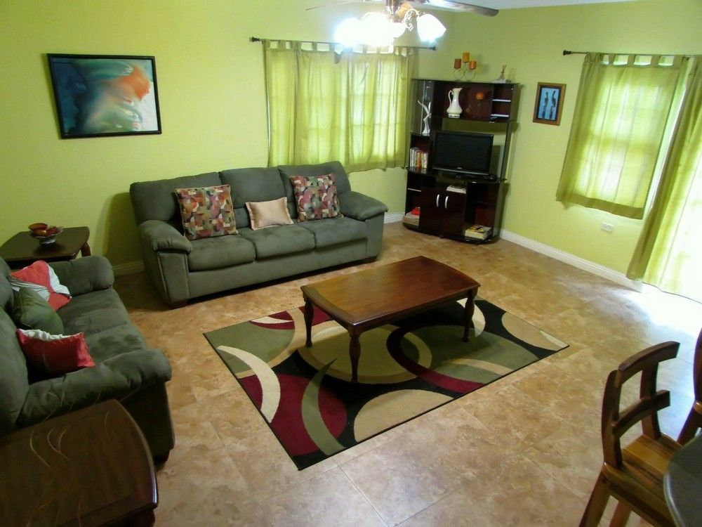 Centrally Located Guest Apartments Kingston Exterior foto